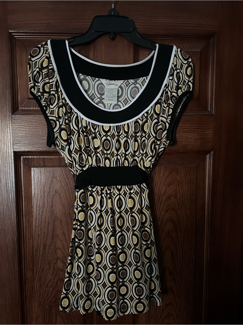 Geometric Print Scoop Neck Tunic in Black, Cream & Gold